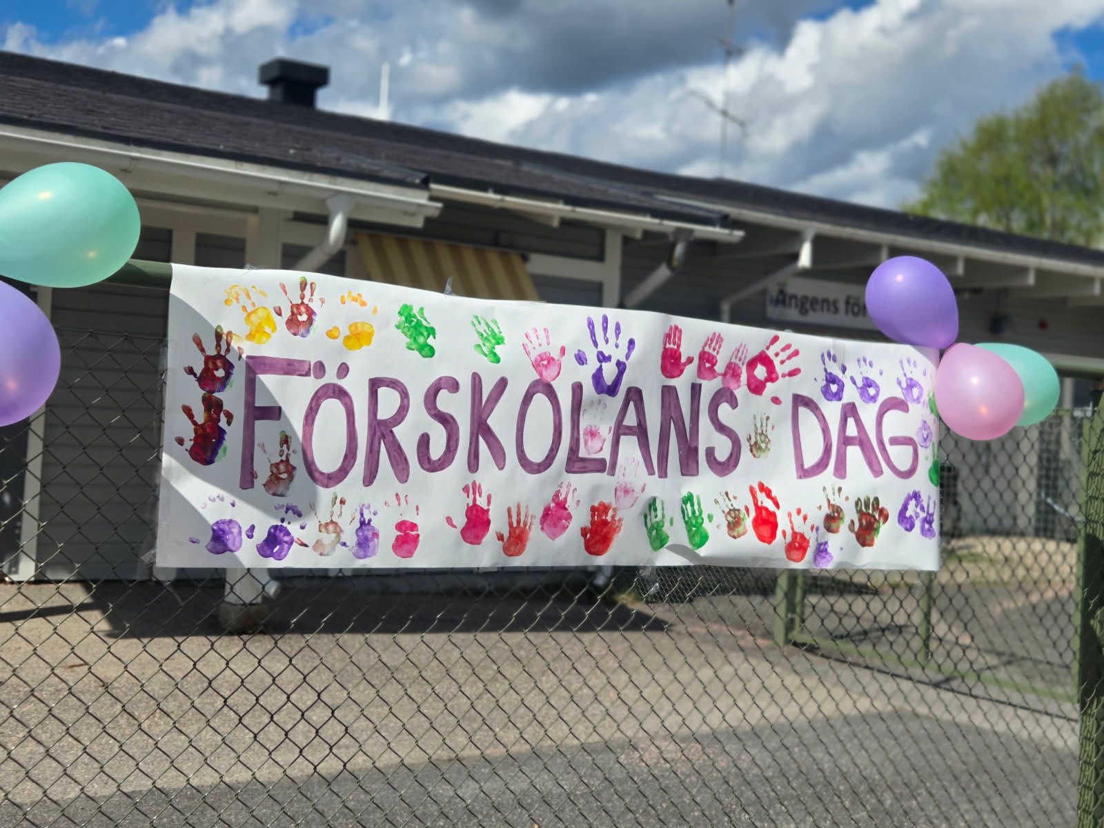 Förskolans dag firandes i Överkalix: image